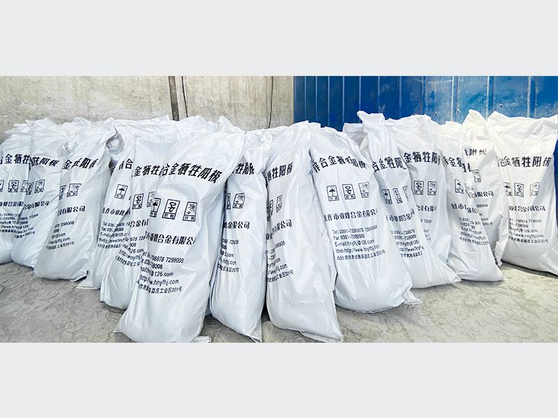 埋地管線，儲(chǔ)罐外壁及其它地下金屬結(jié)構(gòu)常用犧牲陽(yáng)極